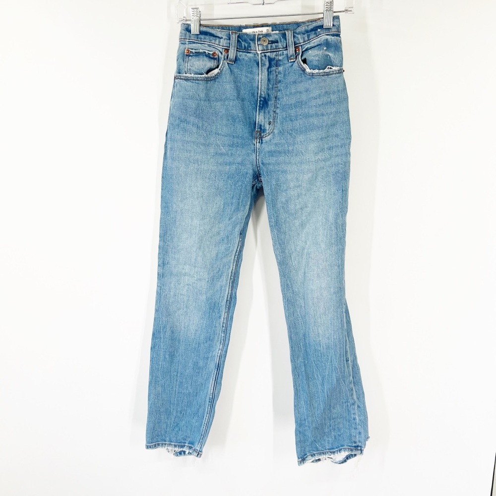 Abercrombie & Fitch The Ankle Straight Jeans Ultra High Rise